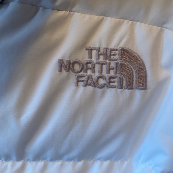 The North Face size 8 Vest - Picture 2 of 4
